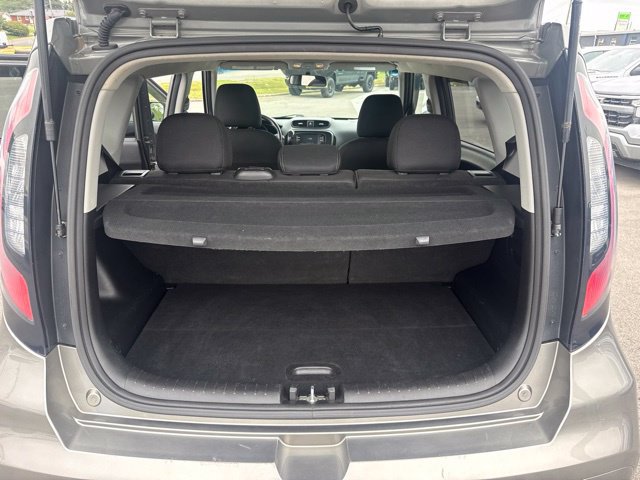 Used 2017 Kia Soul + FWD image 26