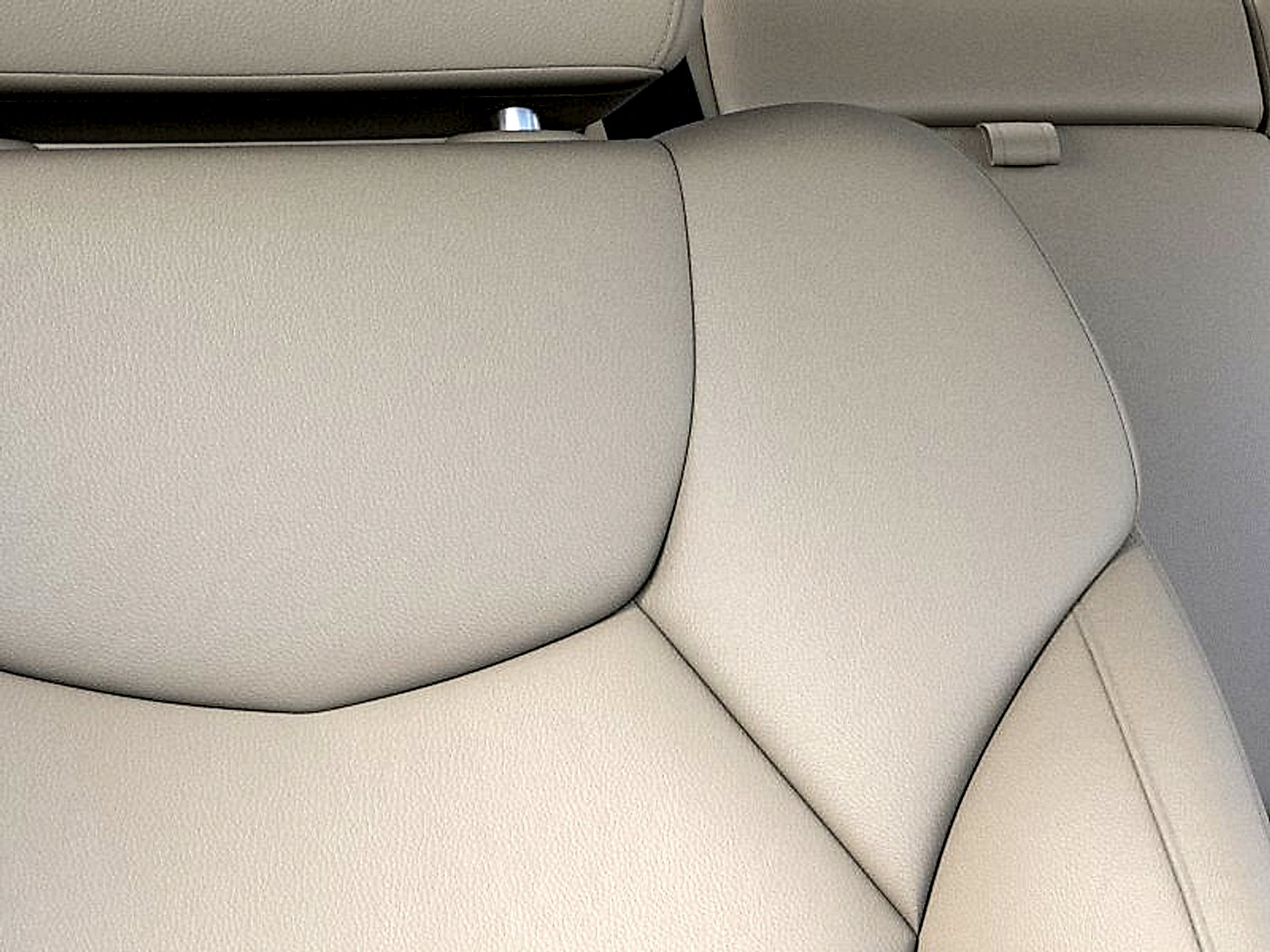 New 2026 Cadillac CT4 Luxury RWD image 21