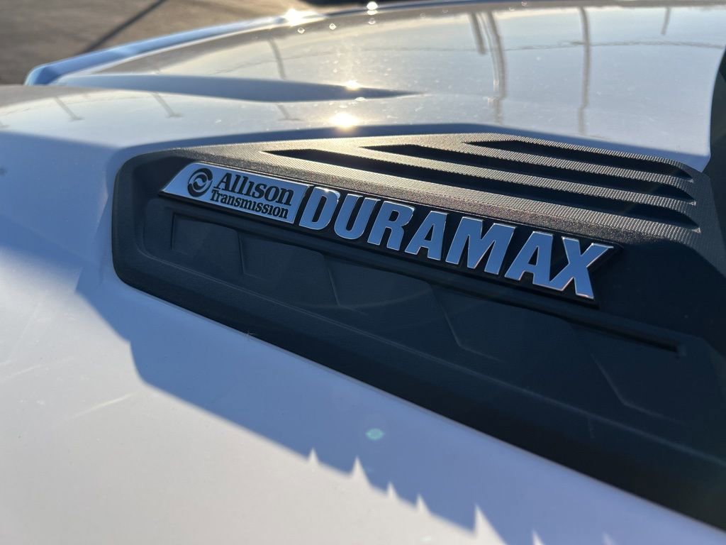 Used 2025 Chevrolet Silverado 2500 High Country w/ Technology Package image 11