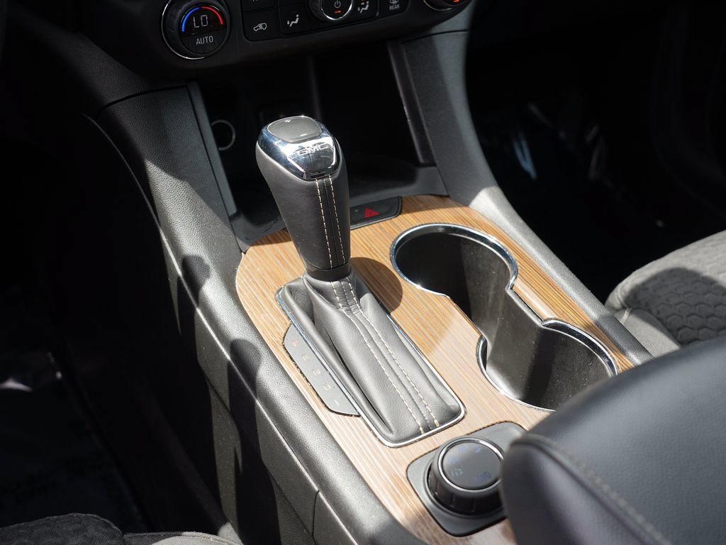 Used 2019 GMC Acadia SLE AWD/4WD image 24