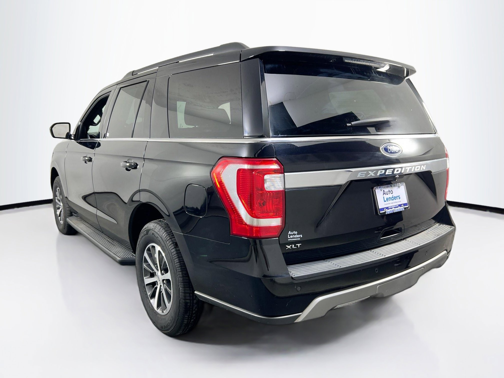 Used 2021 Ford Expedition XLT image 7