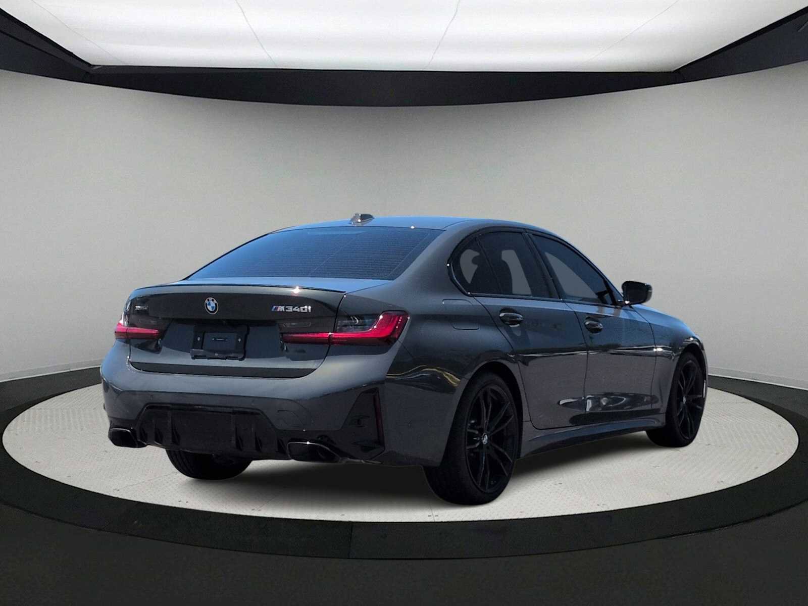 Used 2024 BMW M340i xDrive w/ Premium Package AWD/4WD image 8