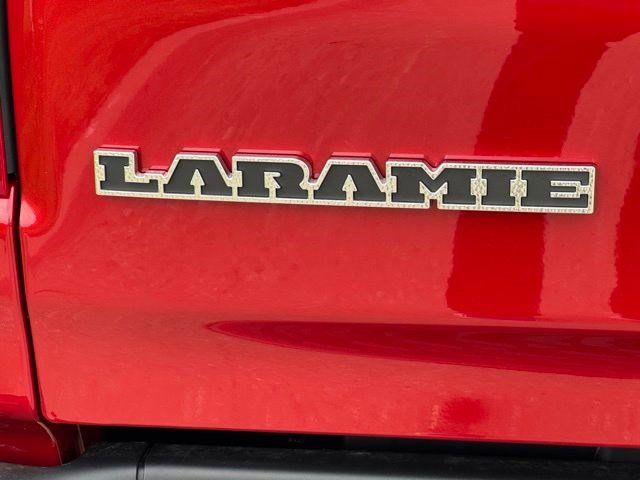 New 2026 RAM 1500 Laramie w/ Sport Appearance Package AWD/4WD image 35