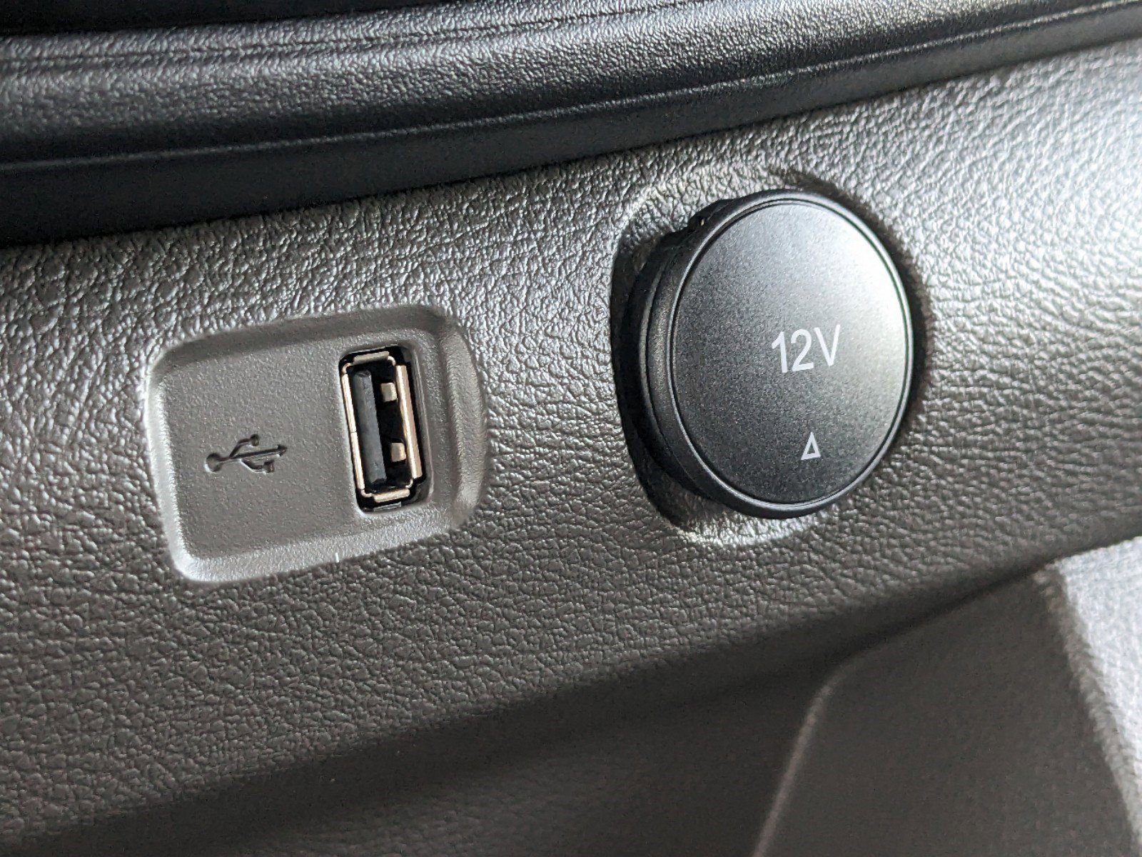 New 2024 Ford Transit 350 148 High Roof DRW AWD w/ Exterior Upgrade Package image 20