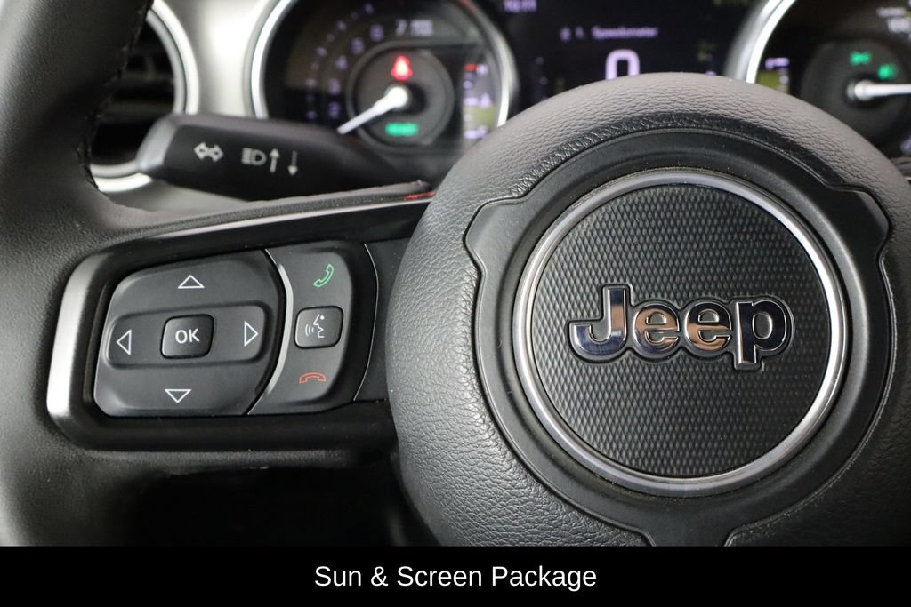 Used 2023 Jeep Wrangler Unlimited w/ Sun & Screen Package AWD/4WD image 8