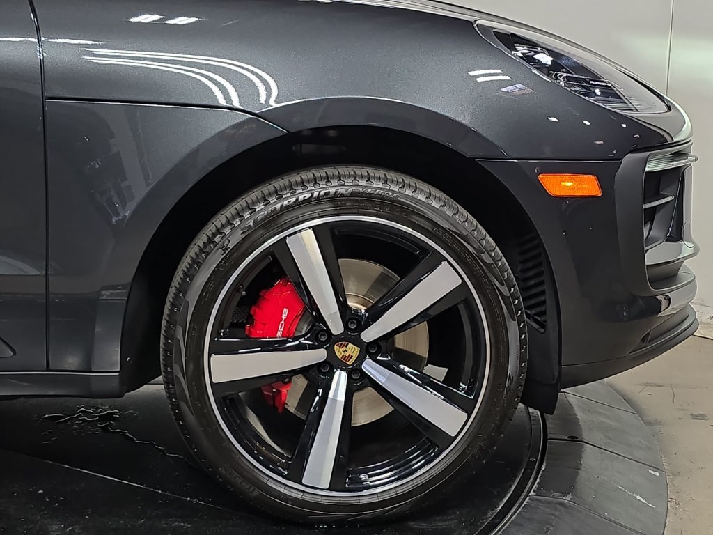 Certified 2026 Porsche Macan S AWD/4WD image 11