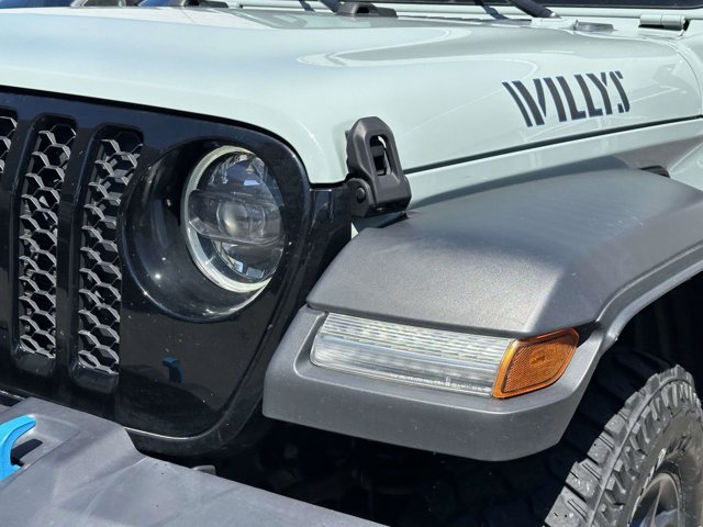 Used 2023 Jeep Wrangler Unlimited w/ Cold Weather Group AWD/4WD image 8