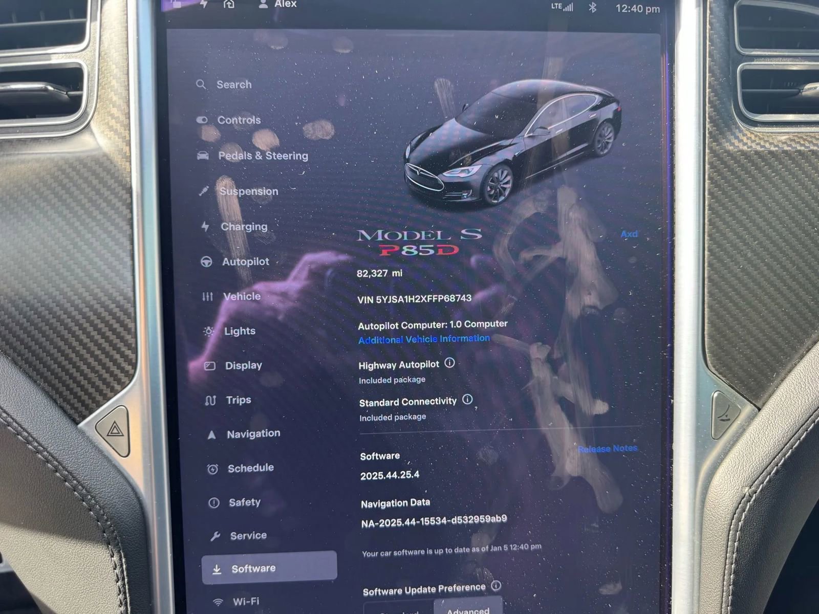 Used 2015 Tesla Model S 70D image 18