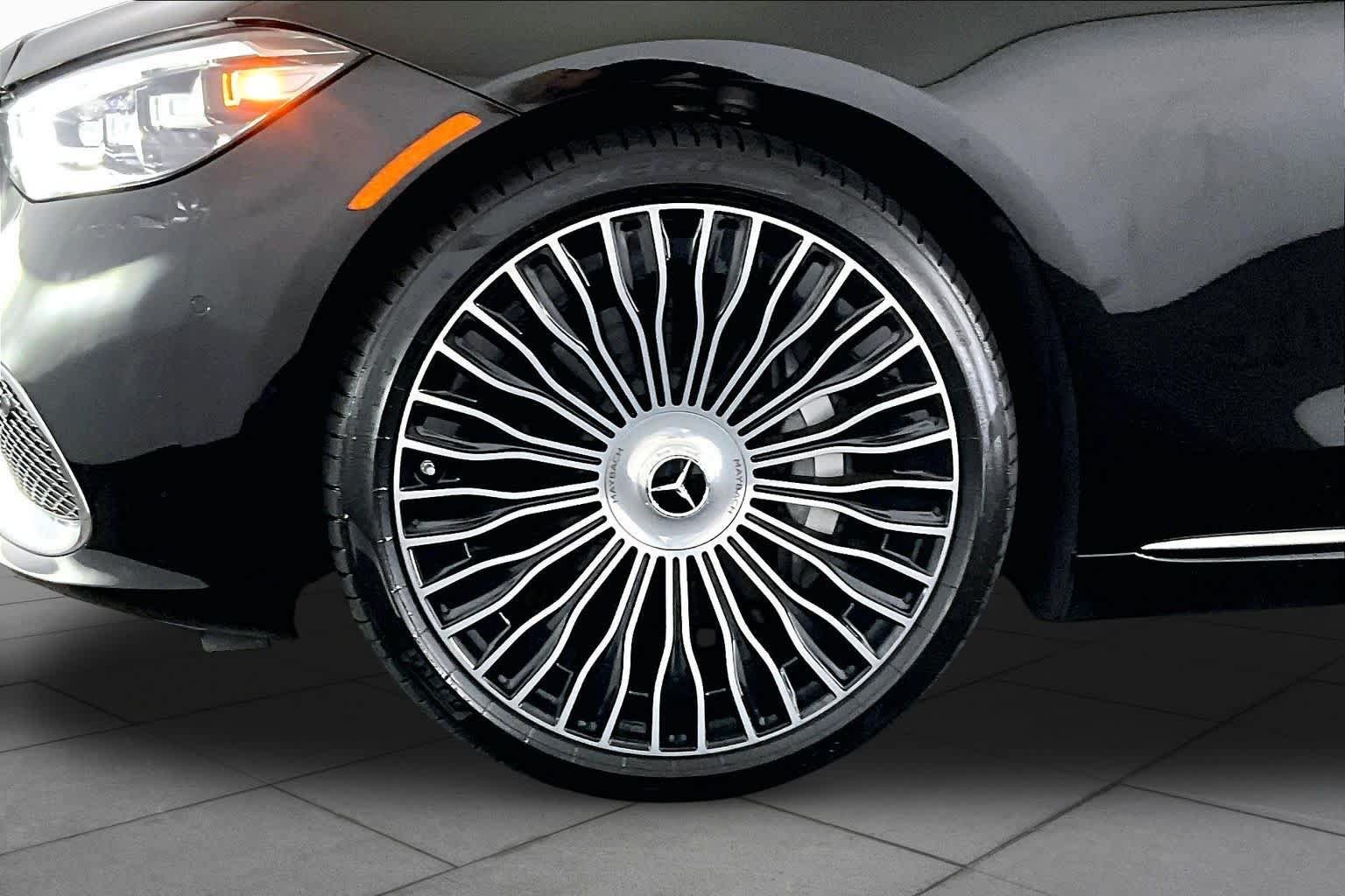 Certified 2023 Mercedes-Benz Maybach S 580 4MATIC image 11