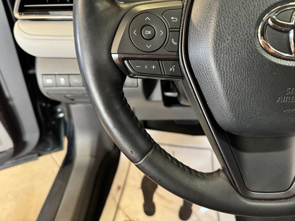 Used 2021 Toyota Camry XSE AWD/4WD image 11