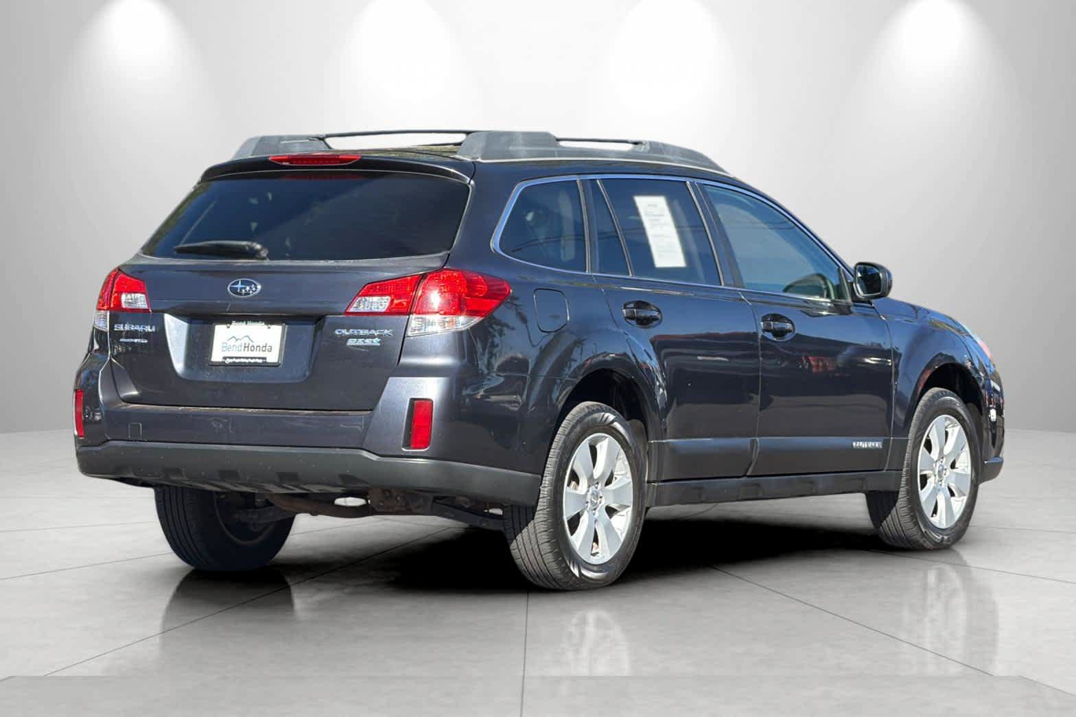 Used 2010 Subaru Outback 2.5i Premium AWD/4WD video 2