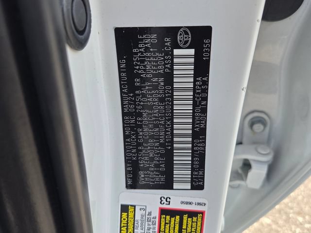 Used 2025 Toyota Camry XSE FWD image 19