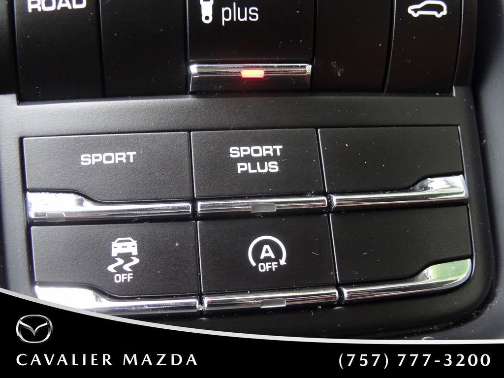 Used 2018 Porsche Cayenne AWD/4WD image 51