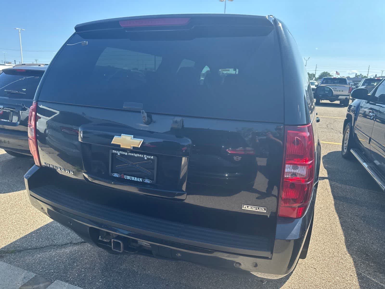 Used 2012 Chevrolet Suburban LT AWD/4WD image 13