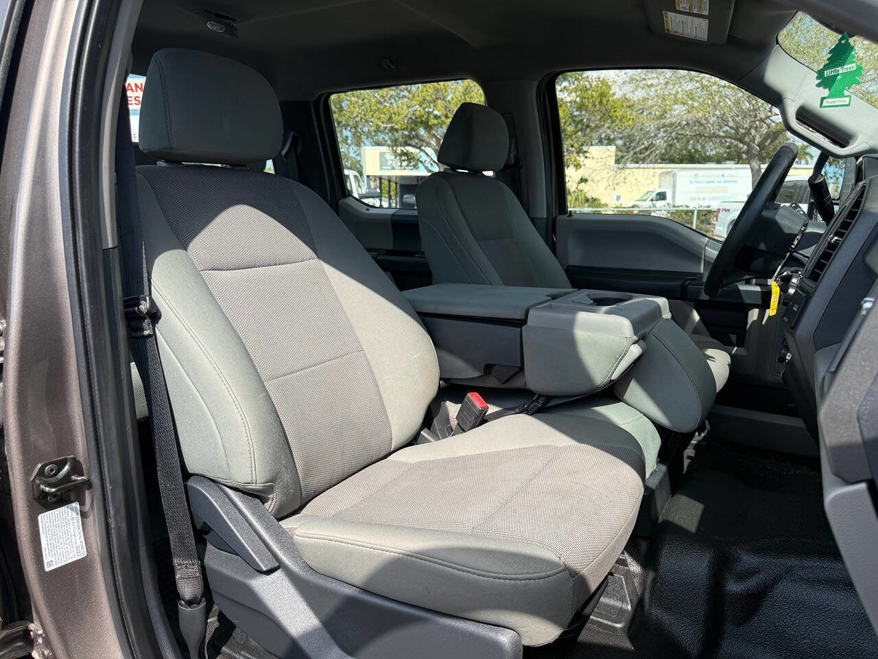 Used 2022 Ford F350 XL w/ Power Equipment Group image 29