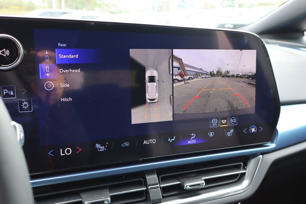 New 2026 Chevrolet Equinox EV LT image 19