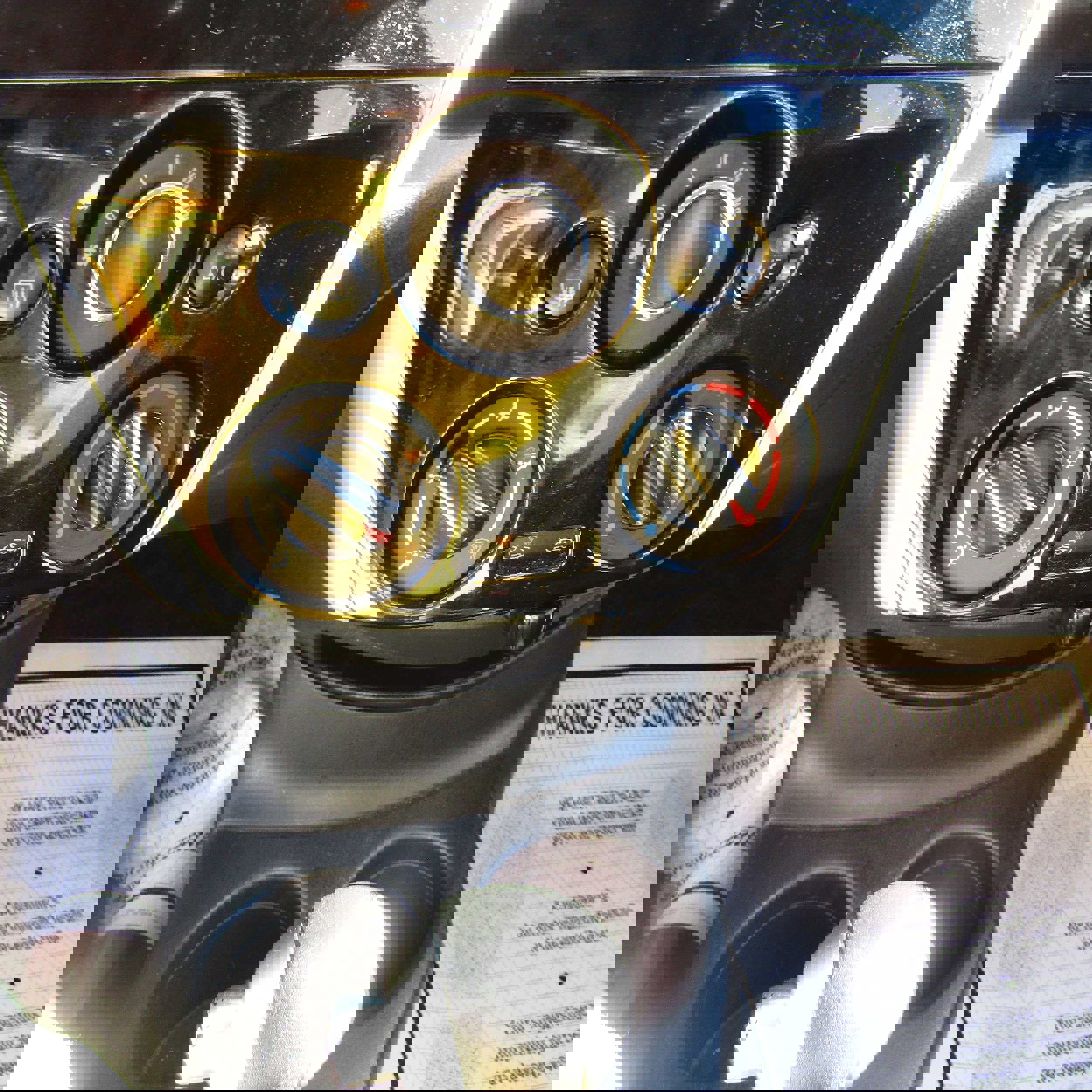 Used 2015 Nissan Versa Note SV w/ SL Tech Package image 25