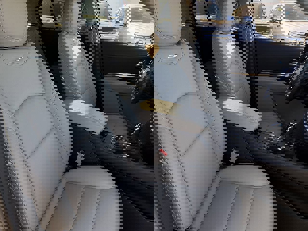 Used 2023 Cadillac XT4 Luxury FWD image 21