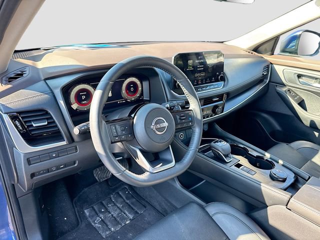 Used 2023 Nissan Rogue Platinum image 9