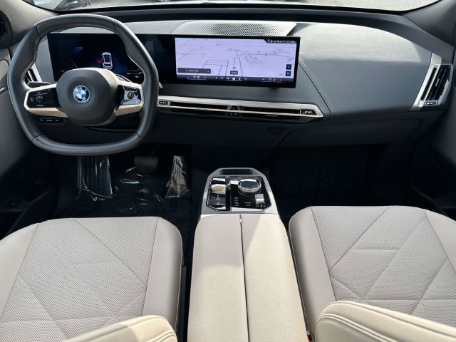 Certified 2024 BMW iX xDrive50 w/ Sport Package AWD/4WD image 21
