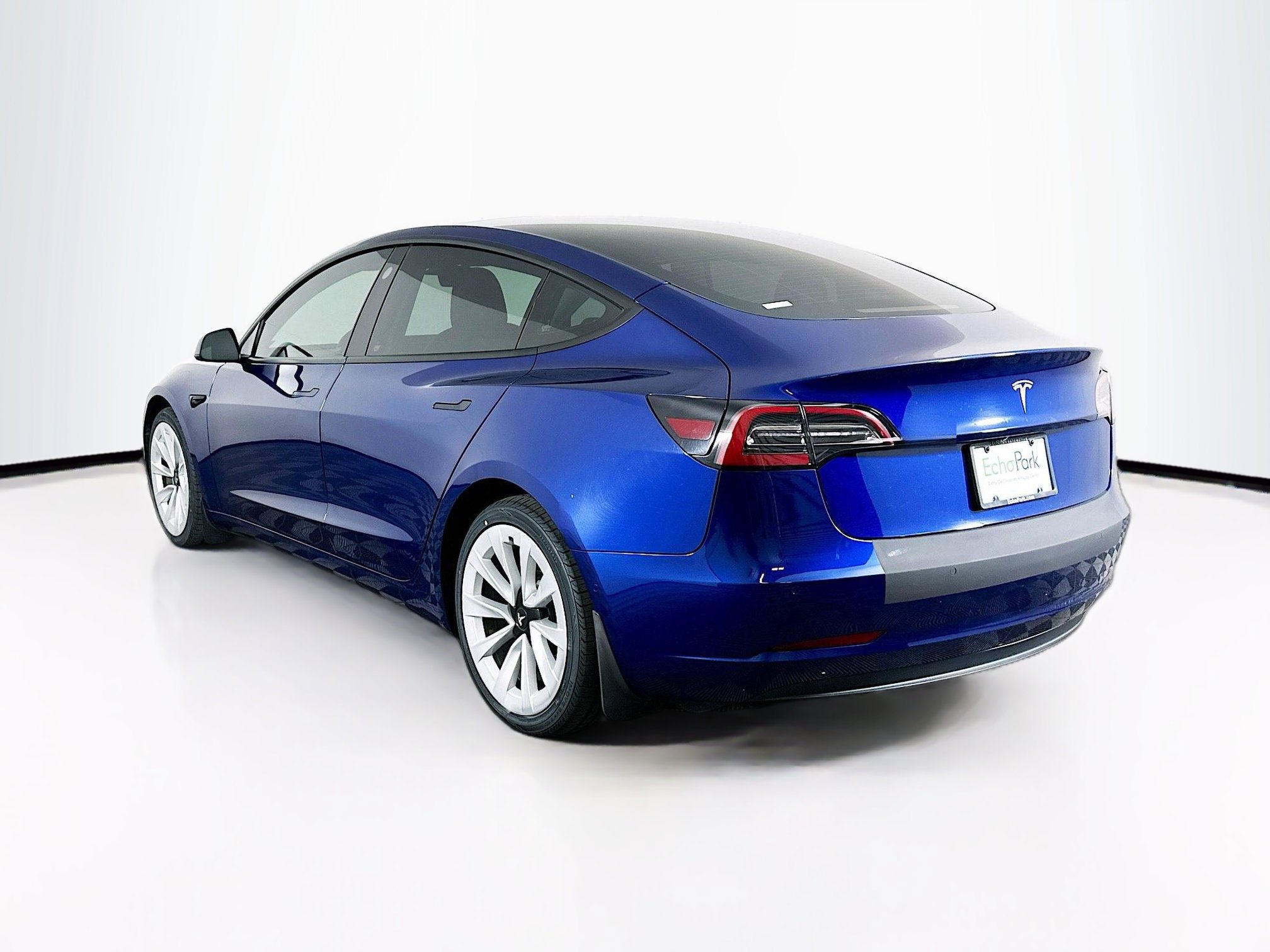 Used 2021 Tesla Model 3 Standard Range Plus RWD image 5