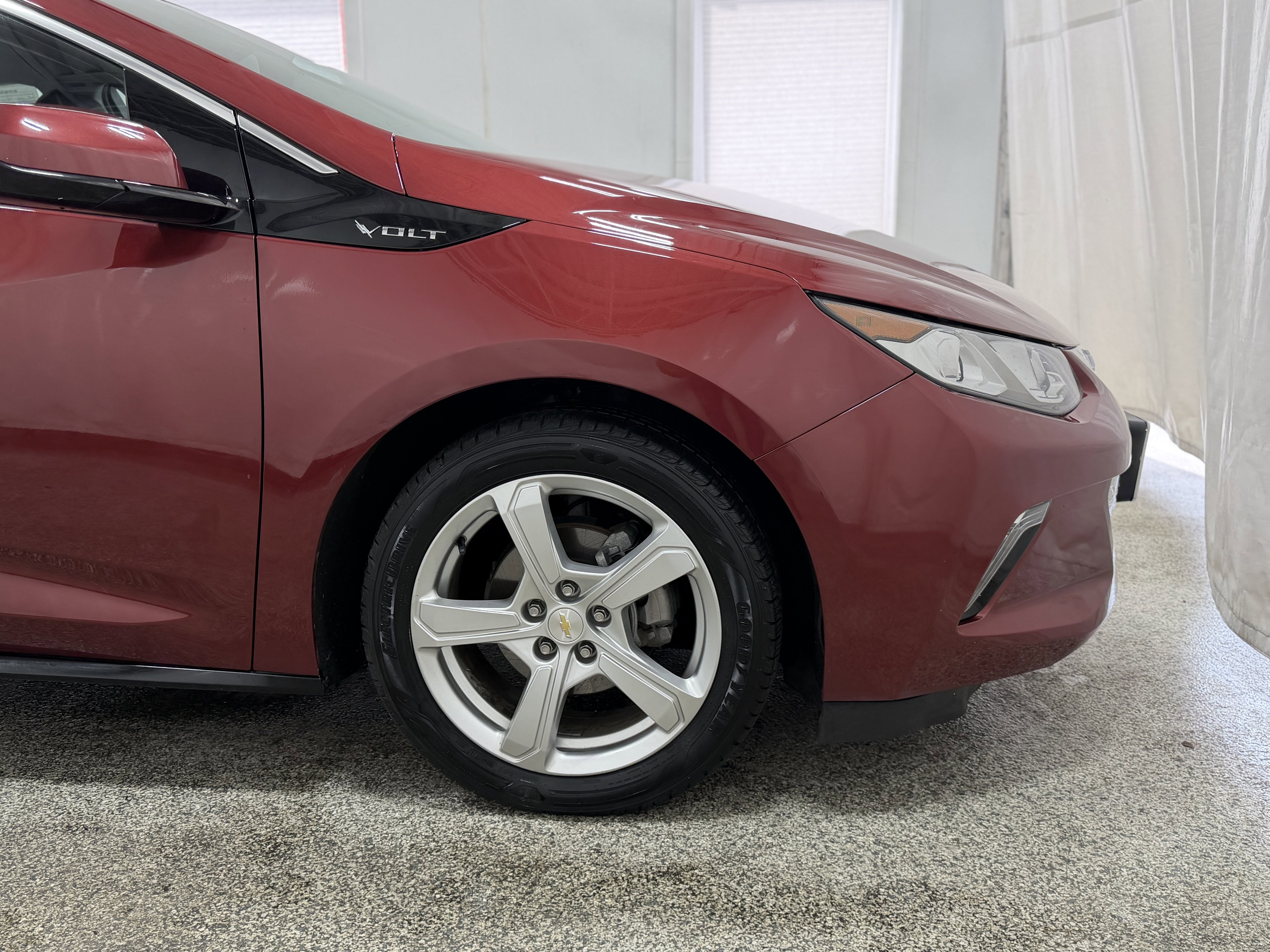Used 2018 Chevrolet Volt LT w/ LT Driver Confidence Package FWD image 30