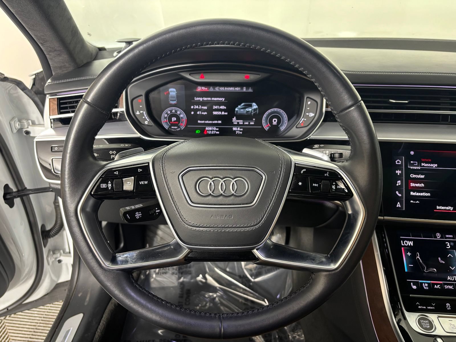 Used 2021 Audi A8 L 4.0T AWD/4WD image 12