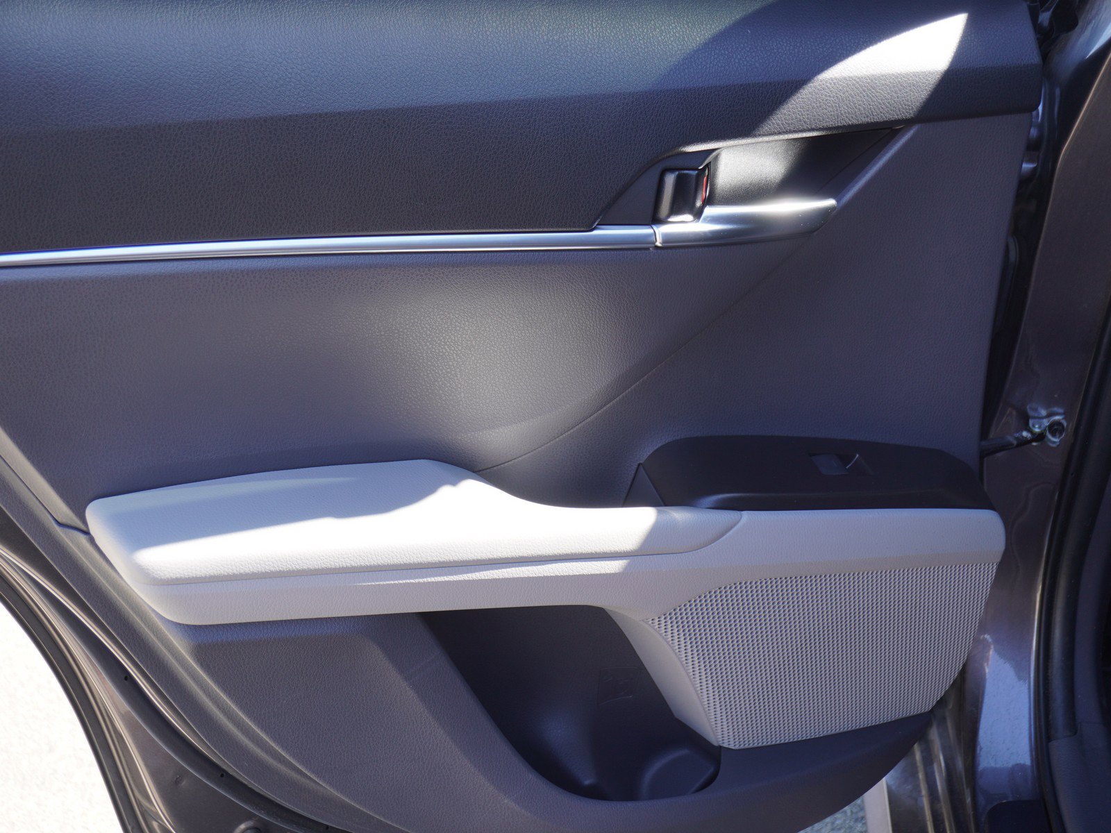 Used 2024 Toyota Camry LE image 11