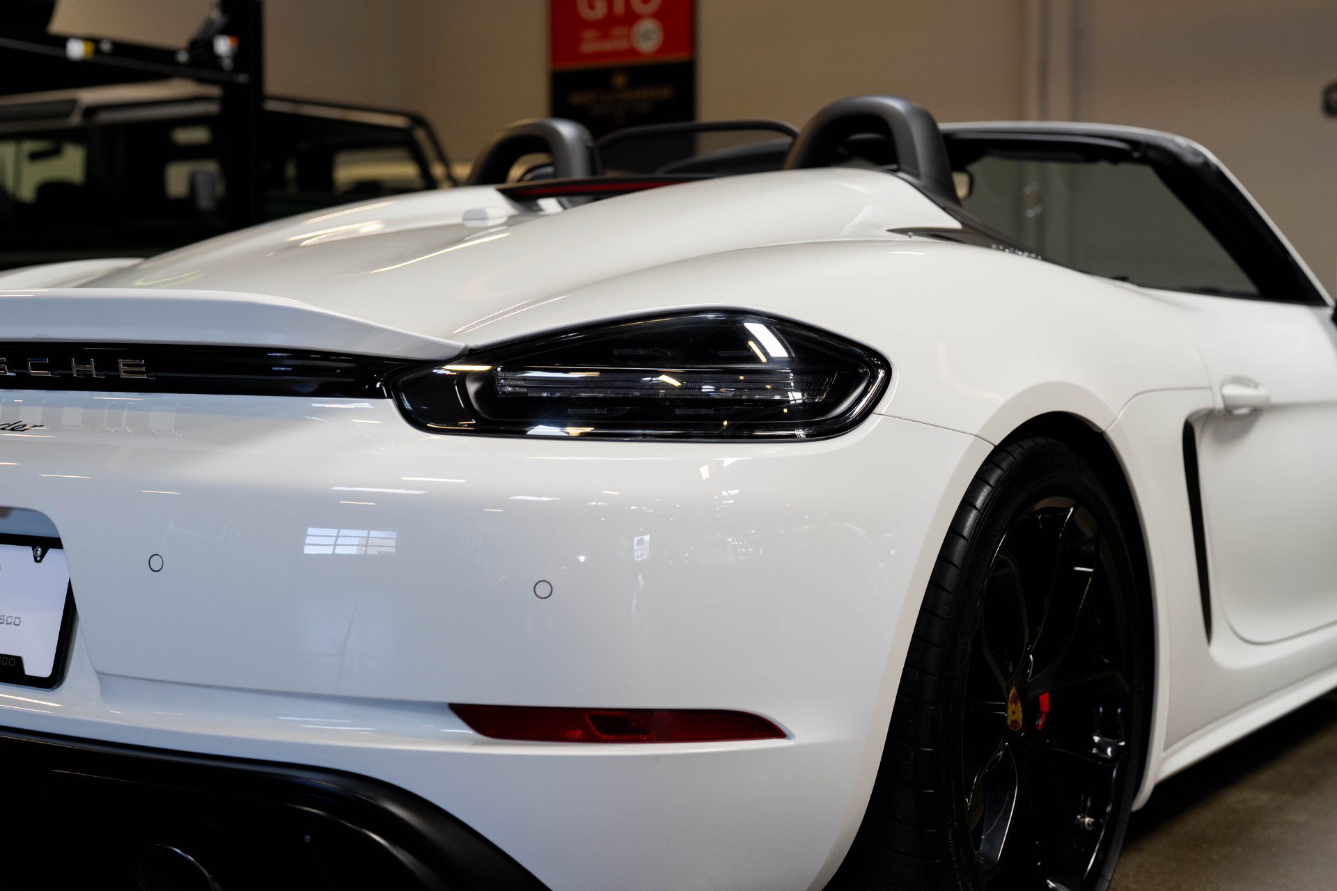 Used 2021 Porsche 718 Boxster Spyder image 36