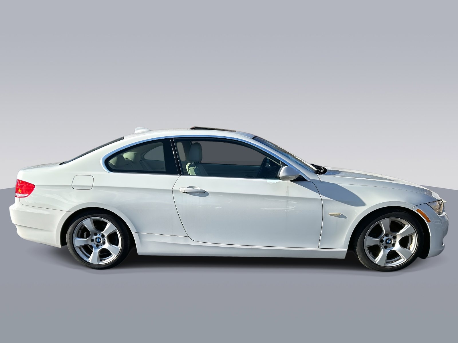 Used 2008 BMW 328i Coupe image 2