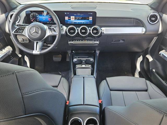 Used 2026 Mercedes-Benz GLB 250 image 16