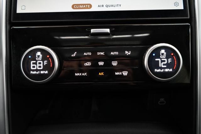 Used 2024 Land Rover Discovery S image 83