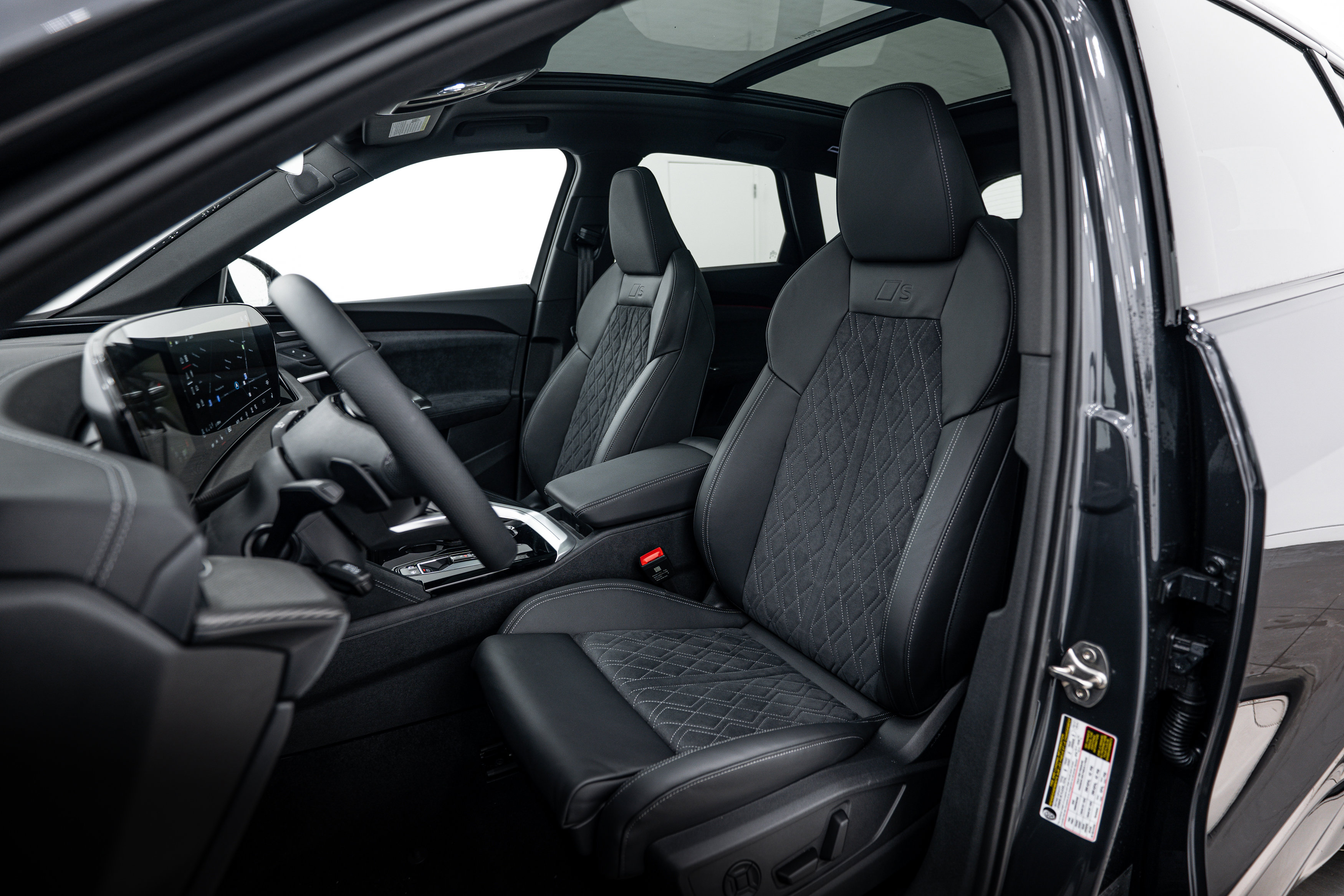 New 2025 Audi SQ5 Premium Plus image 15