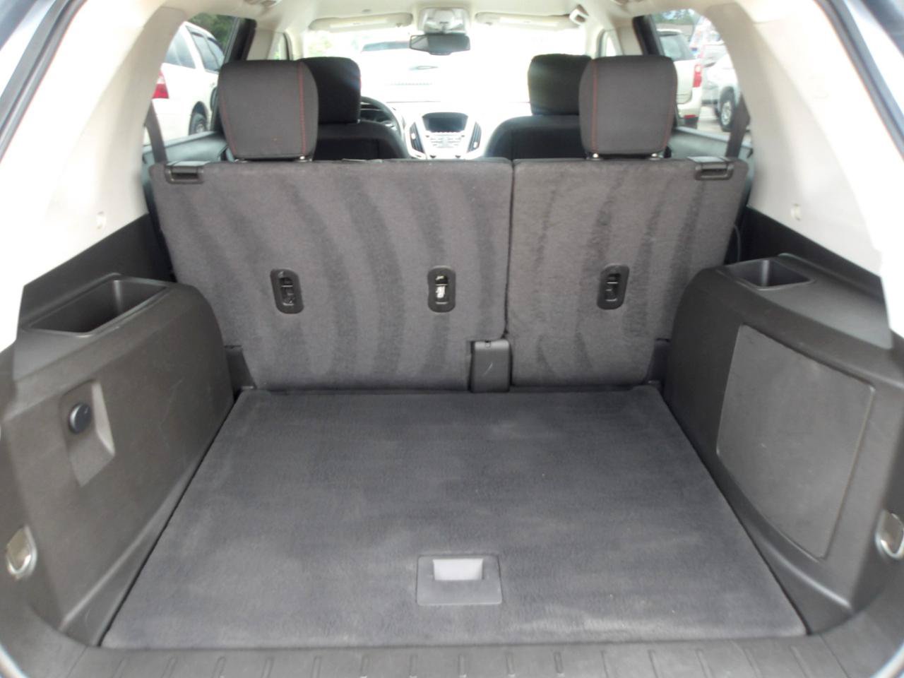 Used 2015 GMC Terrain SLE FWD image 13