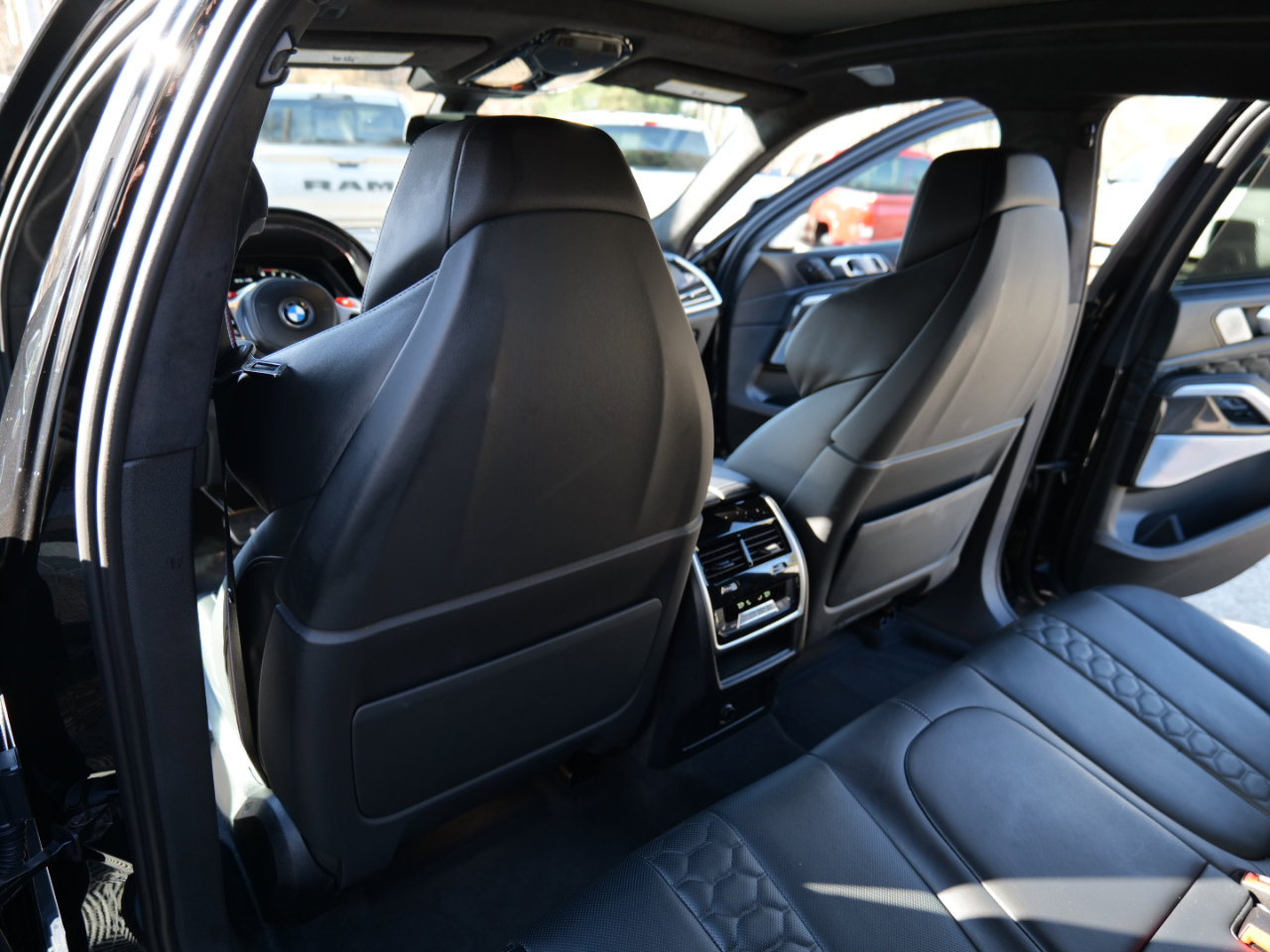 Used 2023 BMW X6 M Competition w/ Competition Package image 48