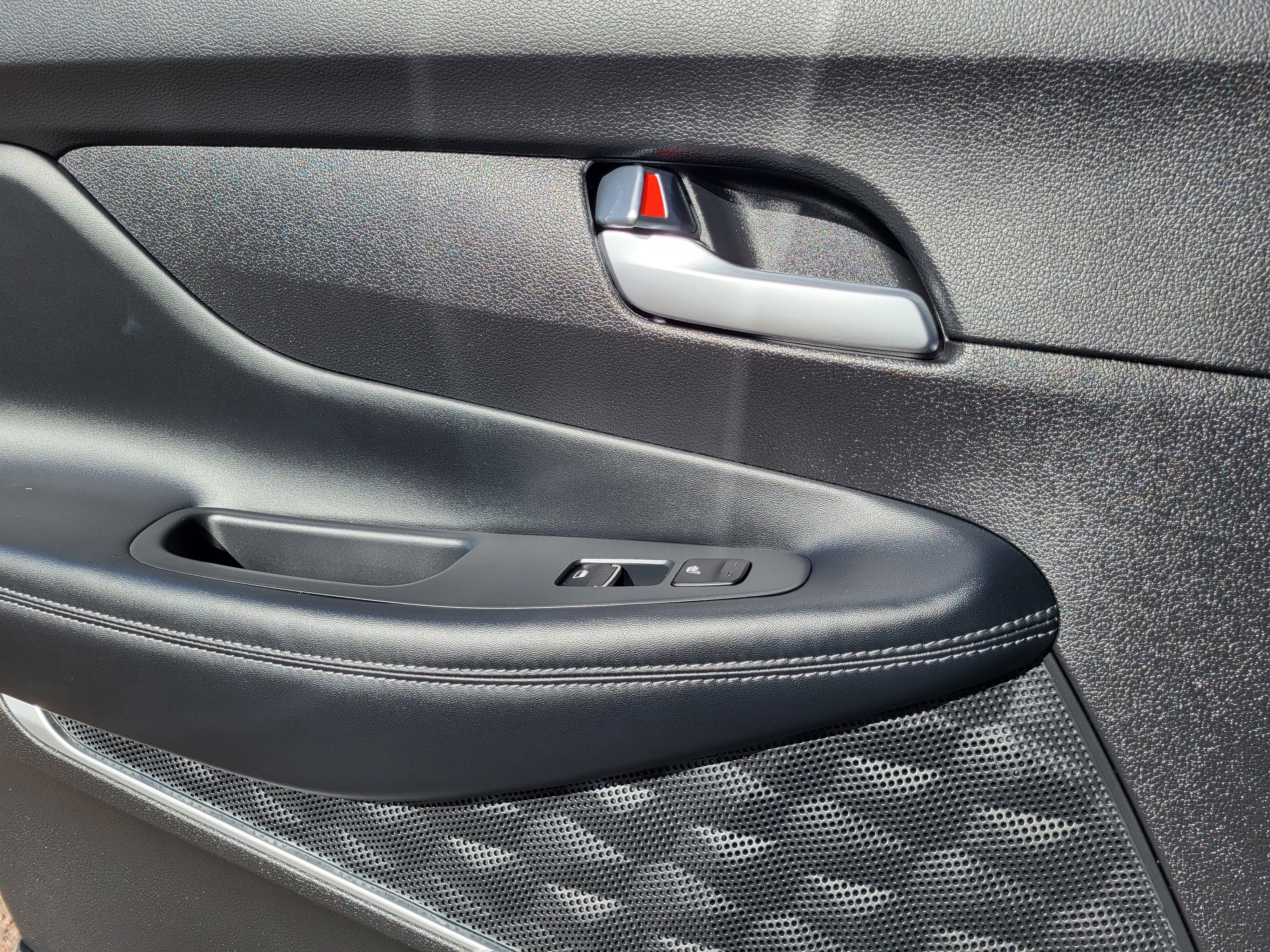 Used 2021 Hyundai Santa Fe Limited image 10