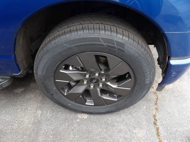 Certified 2022 Ford F150 Lightning Lariat w/ Equipment Group 511A High image 9