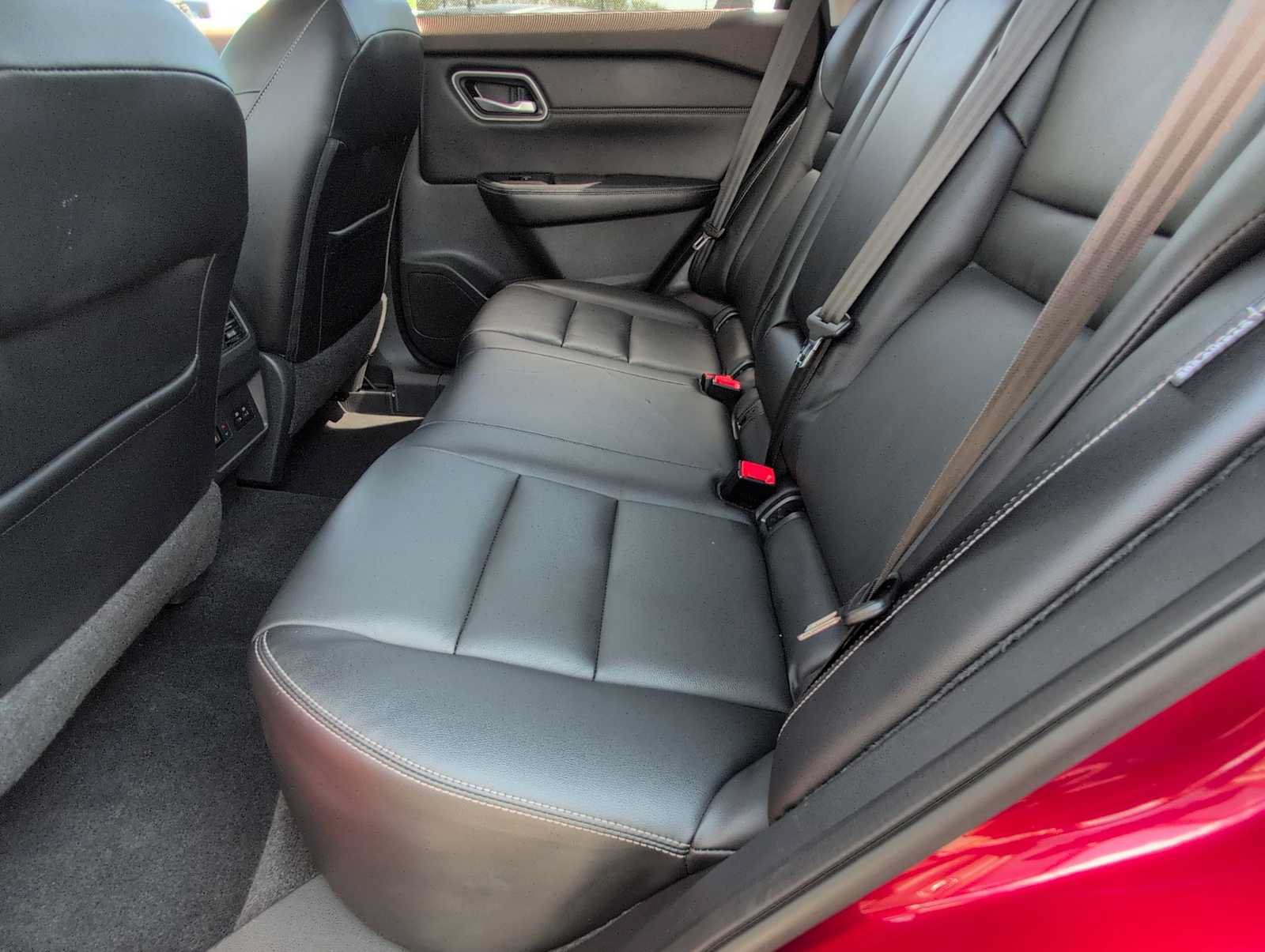 Used 2021 Nissan Rogue SL w/ Premium Package FWD image 19