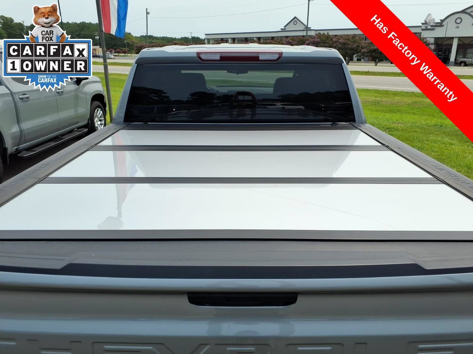 Used 2023 Chevrolet Silverado 1500 LT AWD/4WD image 10
