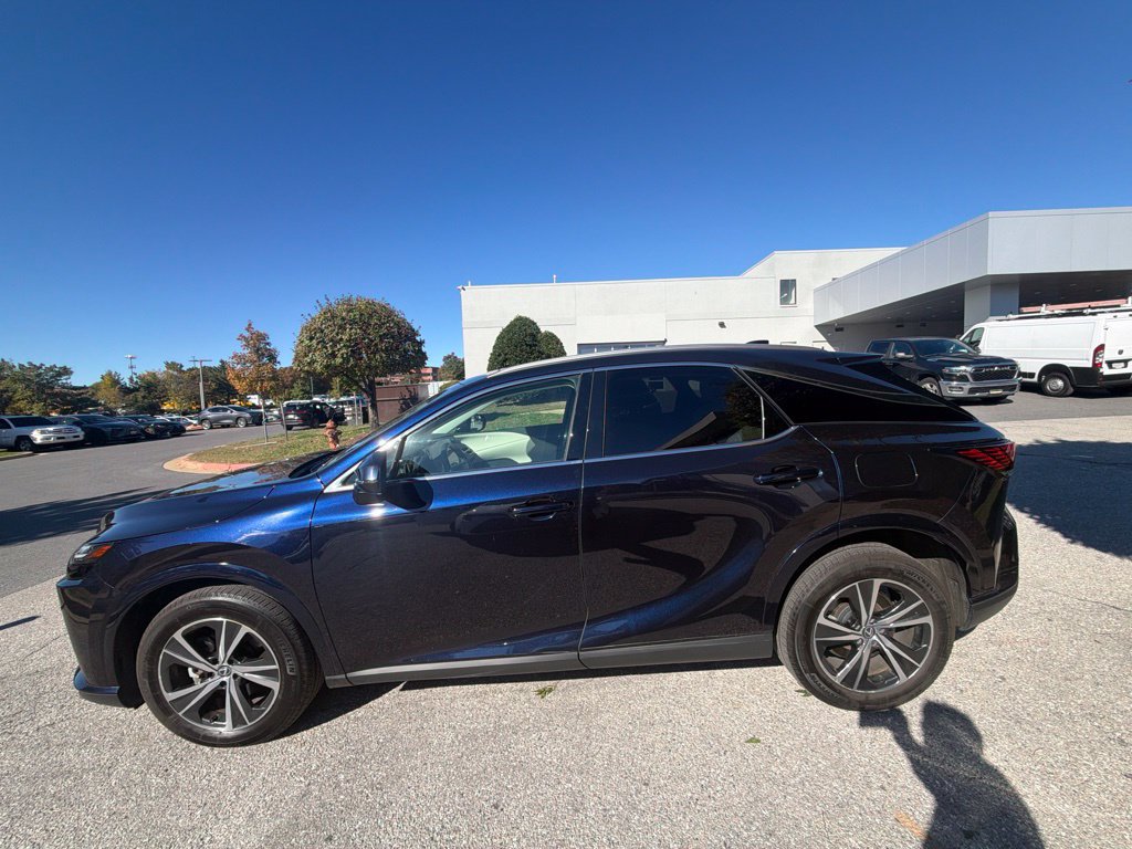 Used 2024 Lexus RX 350 Premium w/ Kick Sensor & Tow Package AWD/4WD image 15