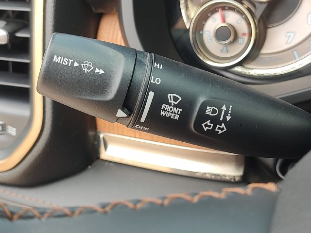 Used 2022 RAM 1500 Limited AWD/4WD image 22
