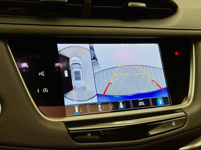 Used 2024 Cadillac XT5 Sportv w/ Technology Package image 16