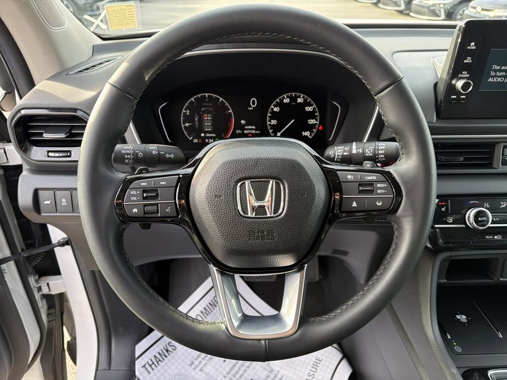 Used 2025 Honda Pilot EX-L image 27