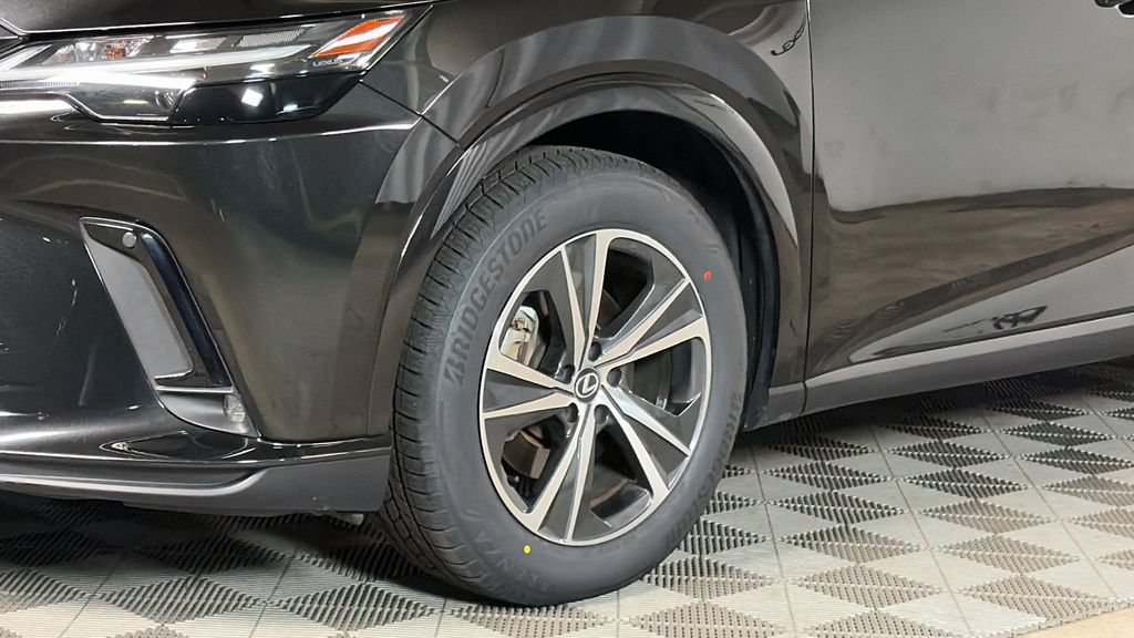 Certified 2023 Lexus RX 350 Premium w/ Accessory Package AWD/4WD image 4