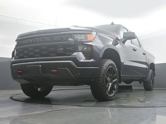 Used 2022 Chevrolet Silverado 1500 Custom Trail Boss w/ LPO, Dark Essentials Package AWD/4WD image 42
