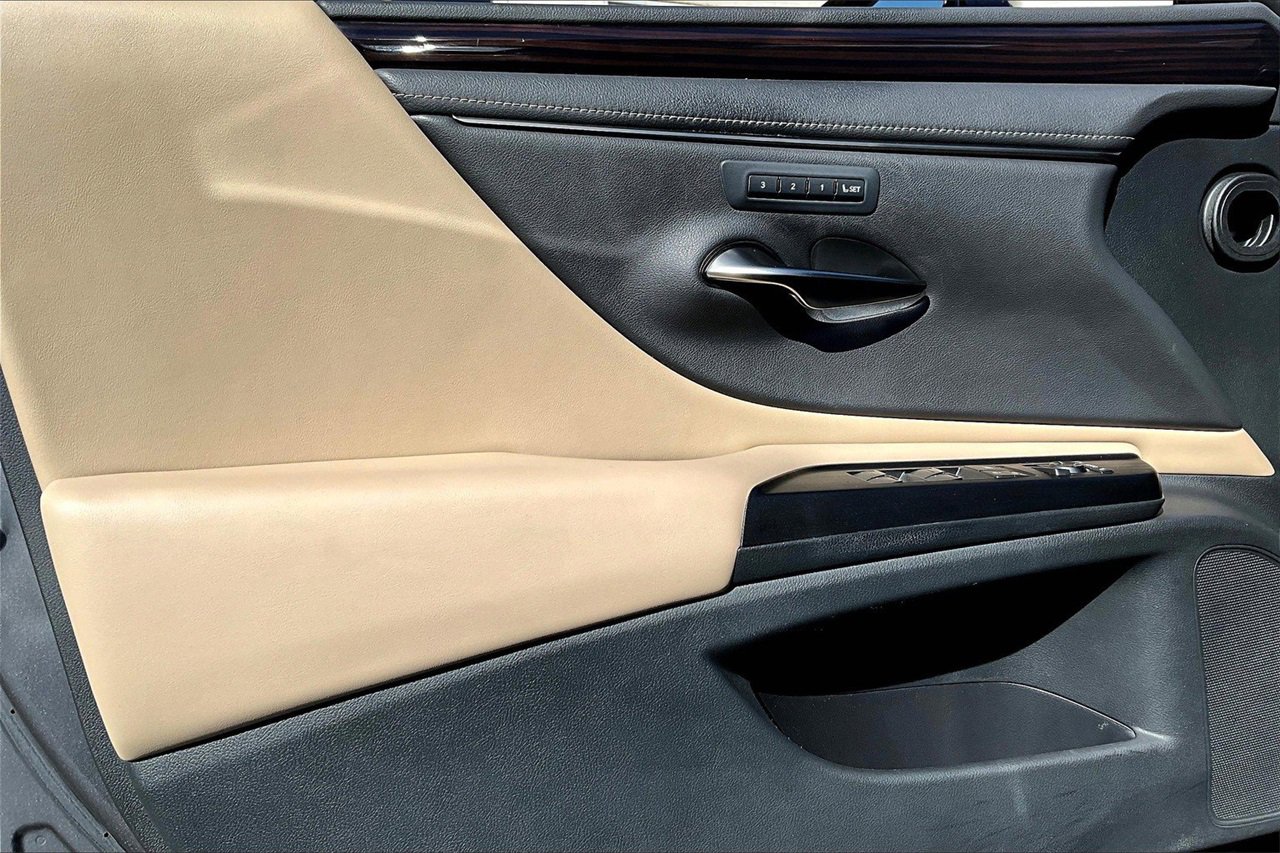 Used 2021 Lexus ES 350 w/ Premium Package image 25