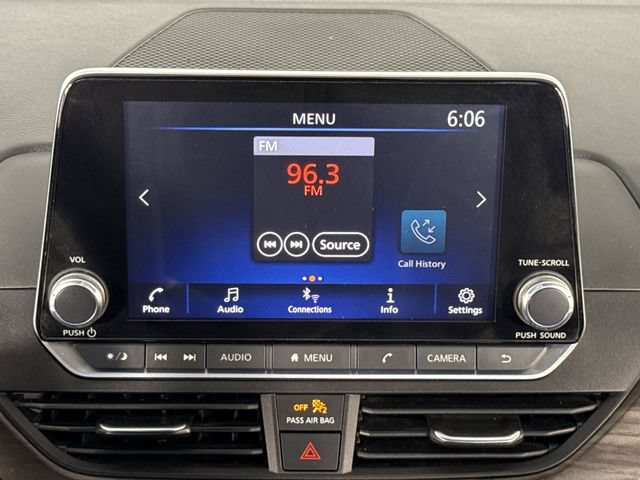 Used 2024 Nissan Altima 2.5 SV FWD image 17