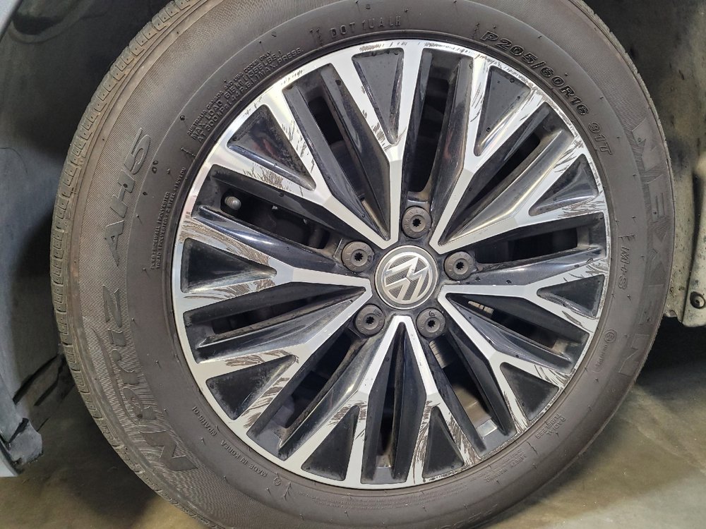 Used 2019 Volkswagen Jetta SE FWD image 31