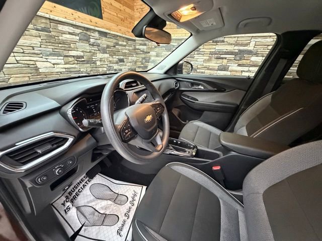 Used 2022 Chevrolet TrailBlazer LT w/ Driver Confidence Package FWD image 10