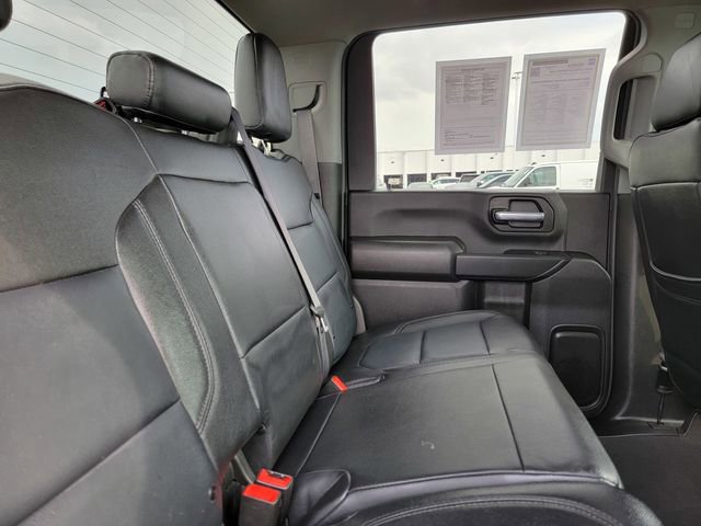 Used 2022 Chevrolet Silverado 2500 Custom w/ Custom Value Package image 16